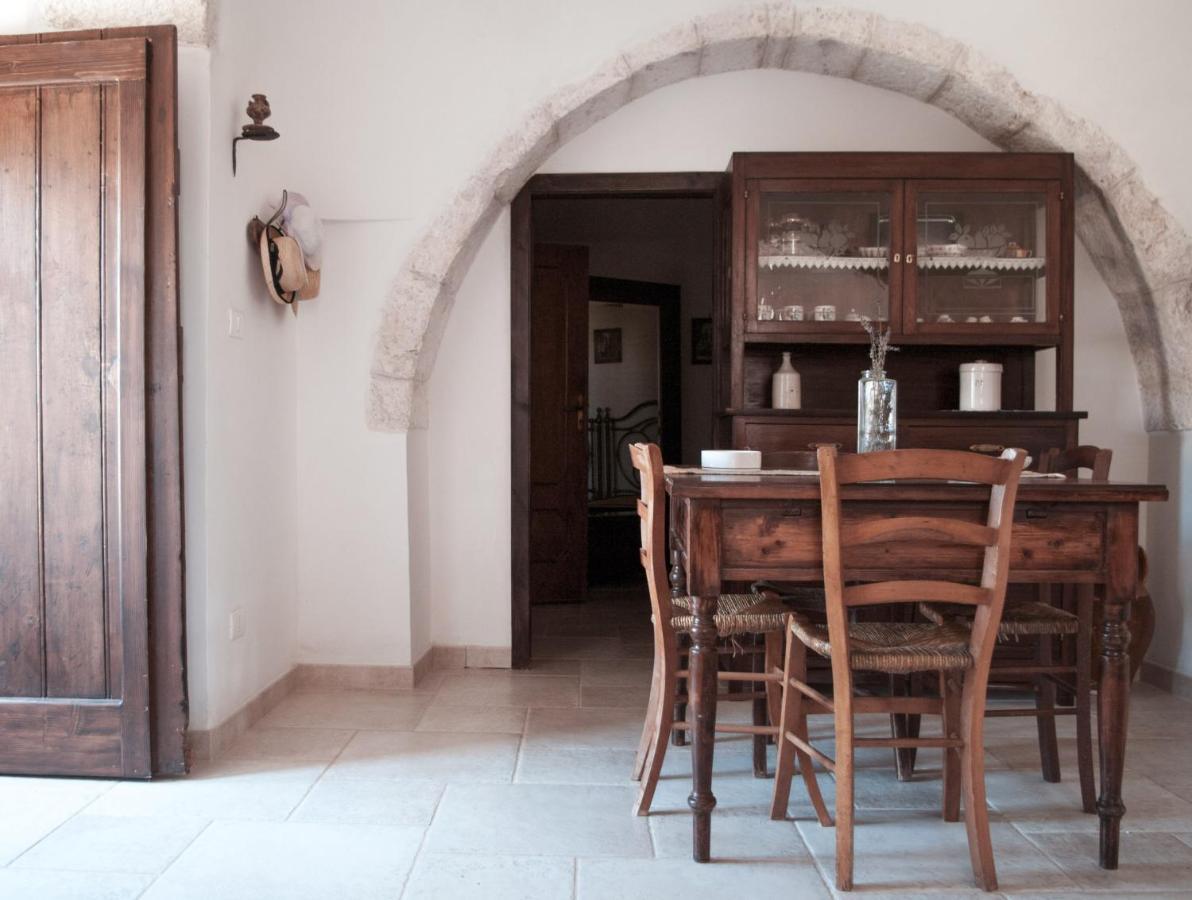 Trulli Sul Vignale In Masseria Santalachicca Martina Franca Luaran gambar