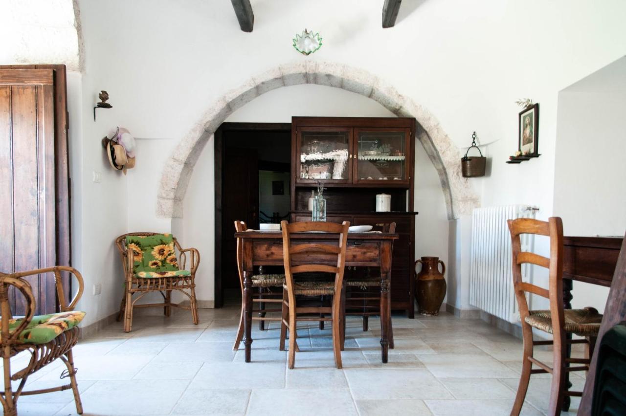 Trulli Sul Vignale In Masseria Santalachicca Martina Franca Luaran gambar